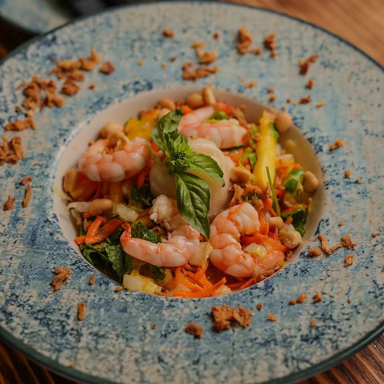 Ensalada de Mango y Gambas.